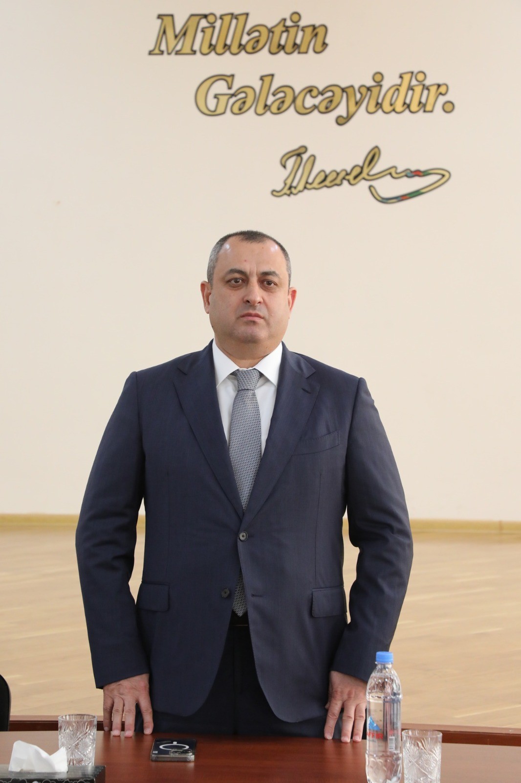 Adil Əliyev vətəndaşların müraciətlərini dinlədi - FOTOLAR